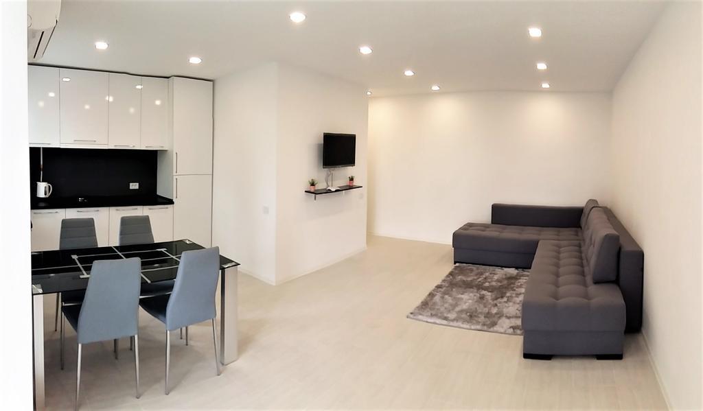 Top View Apartment In The Center Kherson Ngoại thất bức ảnh